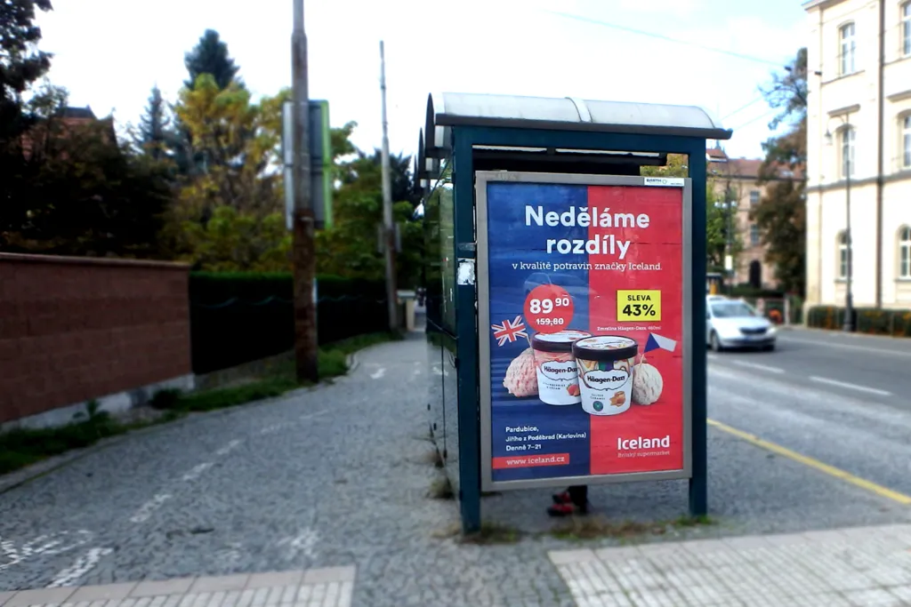 vitriny-soucasti-zastavek.jpg