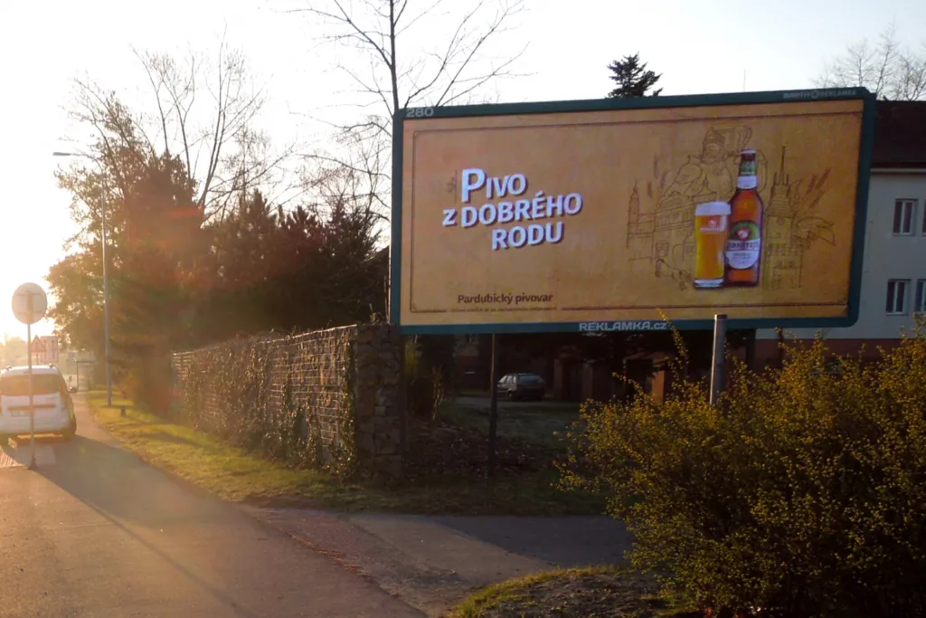 venkovni-reklama-billboard-pardubicky-pivovar.jpg