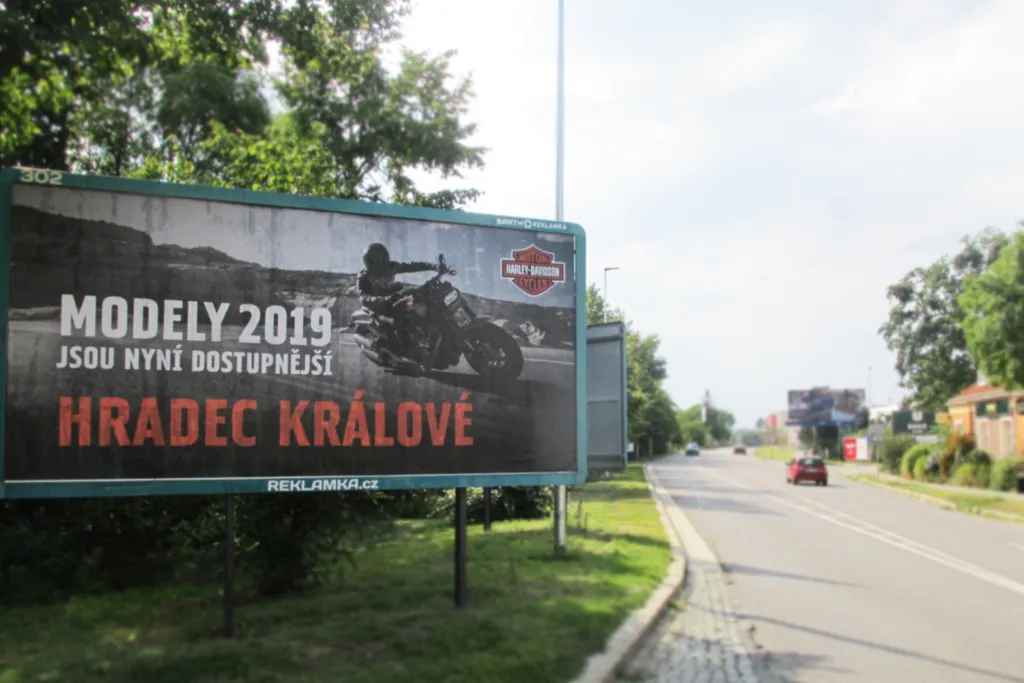 billboardy-harley-davidson-hradec.jpg