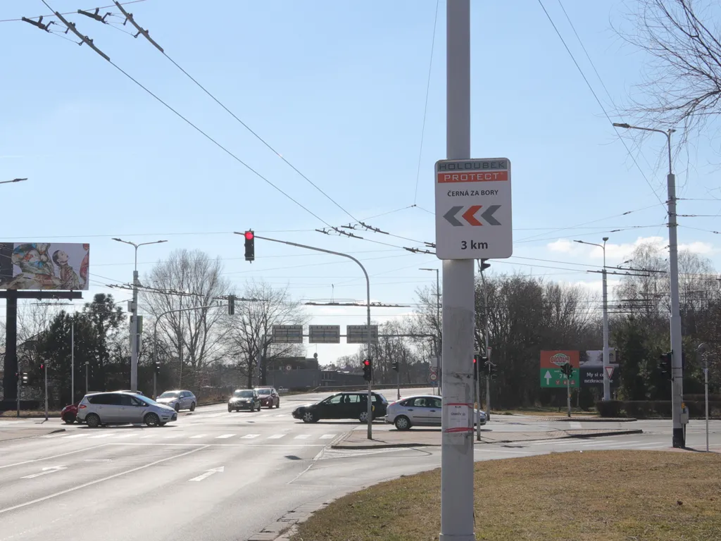 reference-holoubek-3