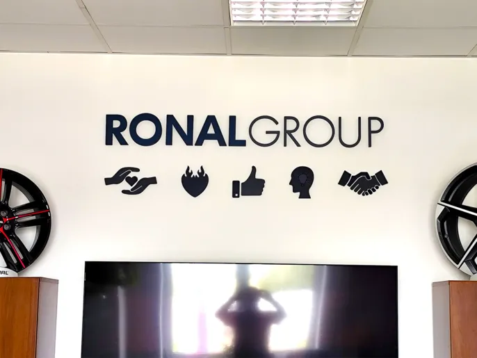 reference-ronal-2